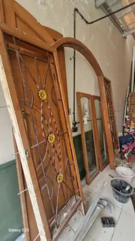 Pintu dobel second