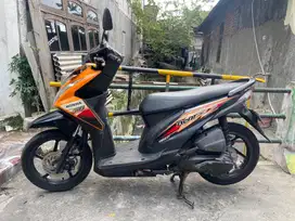 Beat Fi 2013 Orange Hitam
