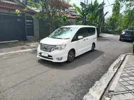 Nissan Serena 2015 Bensin