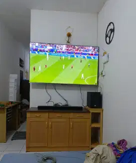Dijual Tv dan Sound Bar