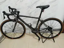 Roadbike Polygon strattos S2 velg rujixu
