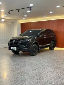 Toyota Fortuner 2.8 VRZ GR Sport 2022 Odo 20 Ribu Record Antik Garansi