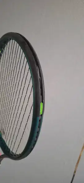 Wilson Blade v9 100, 300 gram, Raket Tenis, Tennis Racket