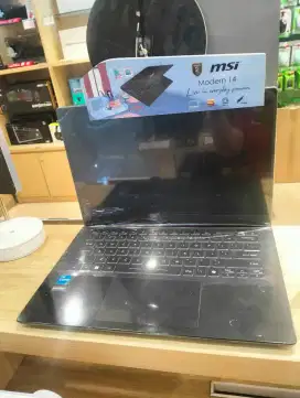 MSI modern 14 c12 m9s714j1121058