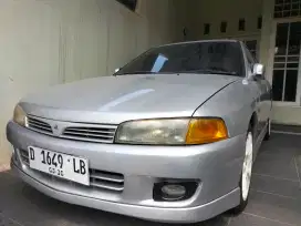 Mitsubishi Lancer Dijual