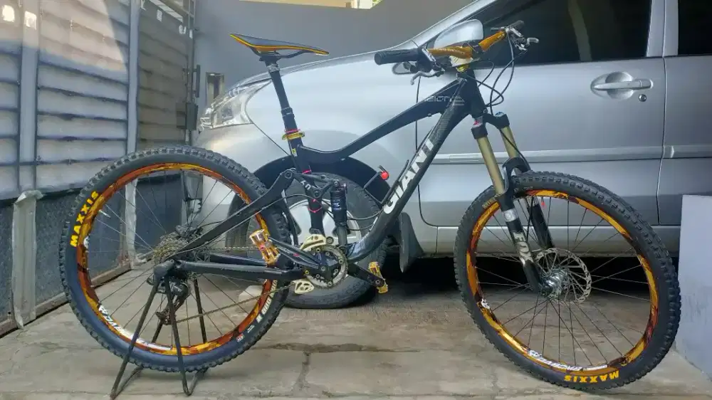 Dijual MT Giant Reign 2 AM