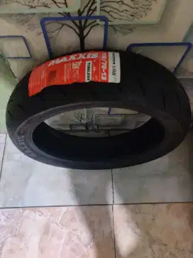 Ban Depan Maxxis Victra S98 ST