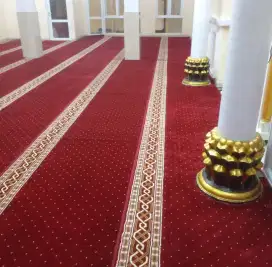 Jaul dan pasang ditempat karpet masjid