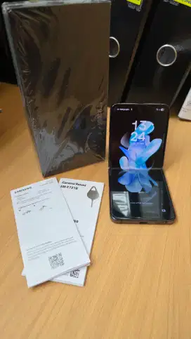 Dijual Samsung Z Flip 4 128 GB