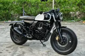YAMAHA BYSON CUSTOM BRATCAFE JAPSTYLE BOBBER CAFERACER