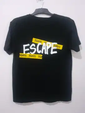 Kaos Unisex ESCAPE Hitam Pekat