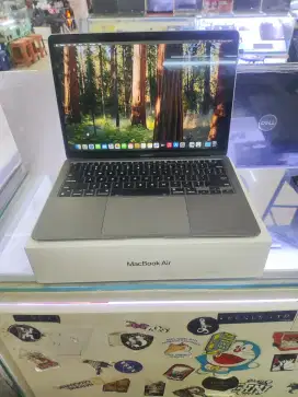 Macbook Air 13inc 2020 M1 Grey Ram 8GB/256GB Fullset Garansi On