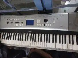 Keyboard Yamaha DGX 530