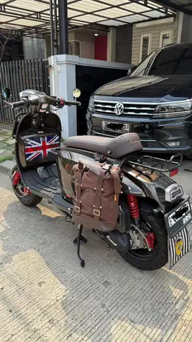 WTS SCOMADI ADVENTURE 200i LIKE NEW