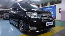 TDP 8,JT Nissan Serena 2.0 Bensin-AT Hitam 2016