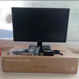 Monitor Komputet LED 19 In Samsung Depok