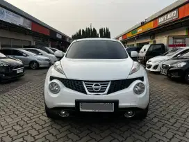 DP 8JT JUKE RX 2014 PUTIH EDITION ANTIK KEYLESS !!