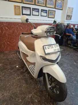 DP RINGAN STYLO 160 ABS 2024 / LIKE NEW BERGARANSI ~ FREE OLI SERVIS