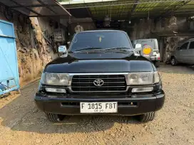 Toyota Land Cruiser VX80 M/T Th'97 Hitam Ex Paspampres Kondisi Bagus