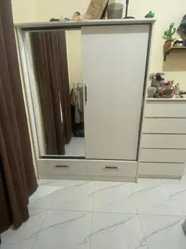 Lemari 2 pintu geser