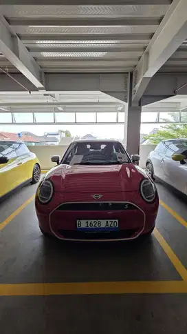 MINI COOPER ELECTRIC LONG RANGE NIK 2024 MINI 3 DOOR ELECTRIC LOW KM