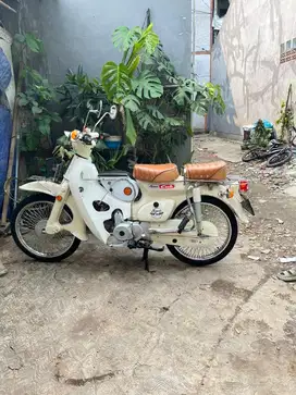 Honda c70 tahun 1986