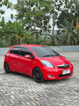 yaris E at 2010