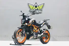 KTM Duke 250 ABS like new siap pakai mesin sehat