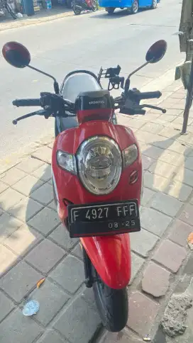Di Jual Scoopy Merah