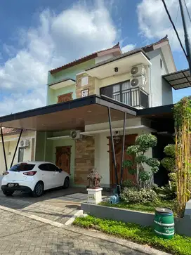 DISEWAKAN RUMAH 2 LANTAI, FULL FURNISHED