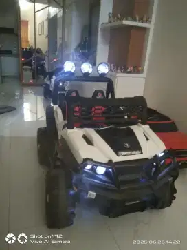 Jual mobil Jeep listrik anak