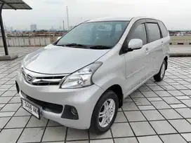 (Dp.10jt) Daihatsu Xenia R AT 2013