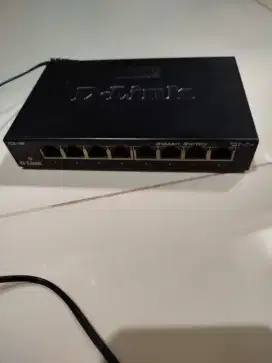 D-Link 8 port Gigabit Switch DGS 108 Metal casing