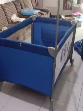 Box bayi portabel.