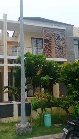 D jual rumah d harapan indah bekasi