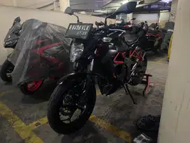 Dijual Santai Kawasaki Z250 SL Tahun 2014 Hitam