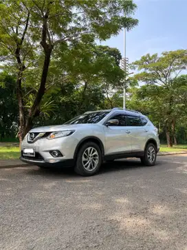NISSAN XTRAIL 2.5 AT 2016 KM 76RB