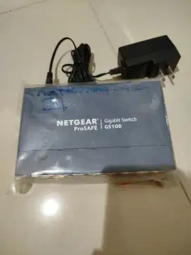 Netgear Prosafe Gigabit Switch GS108v4 8 port Baru
