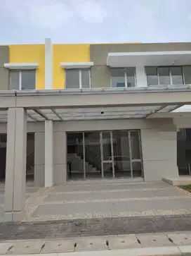 D Jual rumah d pik 2