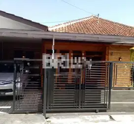 DILELANG Rumah MURAH bagus siap huni Komplek Margahayu Permai