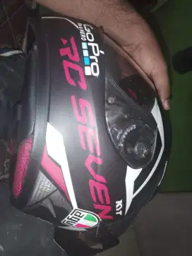 Di jual helem fullface KYT R7