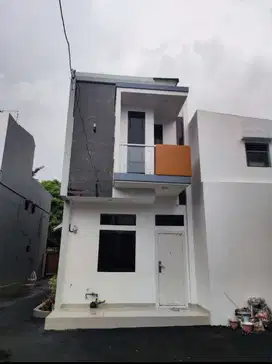 Rumah Baru 2 Lantai Lokasi Strategis