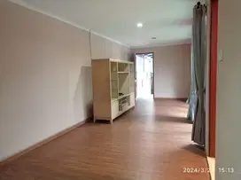 D jual rumah taman aries
