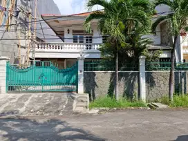 HARGA HITUNG TANAH SAJA! Rumah di Karang Bolong, Ancol