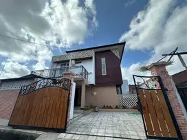 Rumah Tinggal 2 Lantai area Renon Denpasar