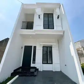 Rumah 2 Lantai Murah konsep Mediterania Klasik di Depok