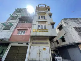 Disewakan Ruko Hook di Jalan Ansari (Dekat Jl. M.H Thamrin) - Medan