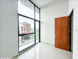 RUMAH 2 LANTAI GRATIS SMARTHOME, 7 MENIT DARI KANTOR WALIKOTA TANGSEL