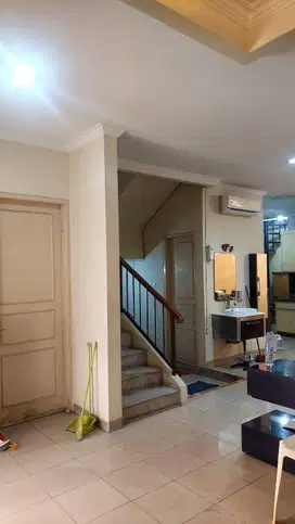Dijual Rumah siap huni 2,5Lt di Villa Permata Gading,Kelapa gading