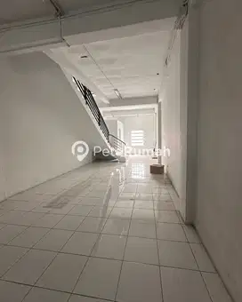 DISEWA RUKO 4 UNIT JL ISKANDAR MUDA DAERAH GAJAH MADA